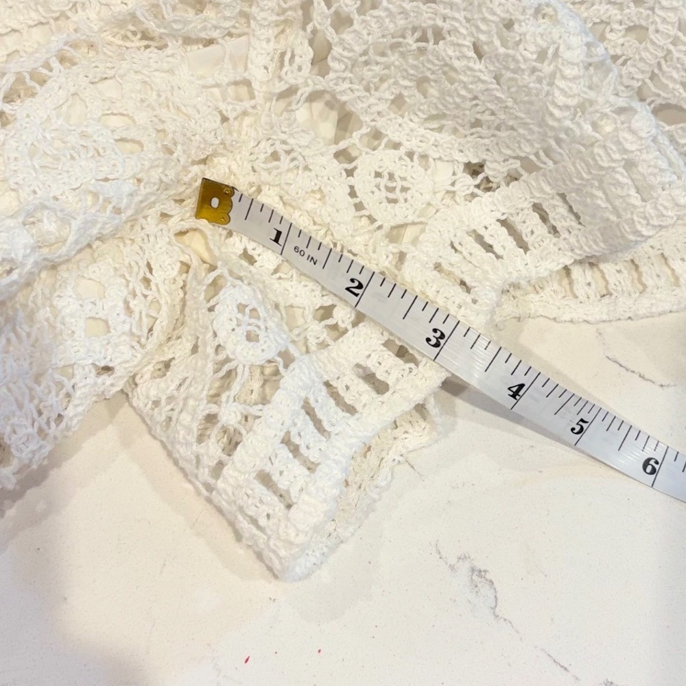 Saylor Free People Adeline White Crochet Lace Romper Flutter Sleeve Pom Pom XS - Picture 9 of 9